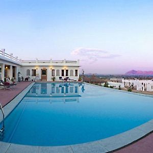 Aaram Bagh-Pushkar Villa